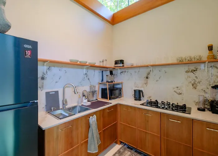 New Cozy 1 Bedroom Garden With Private Pool 别墅