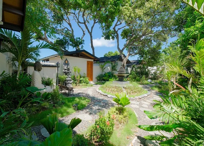 New Cozy 1 Bedroom Garden With Private Pool